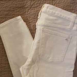 Madewell 9" High-Rise Skinny. Never worn. Tags on.